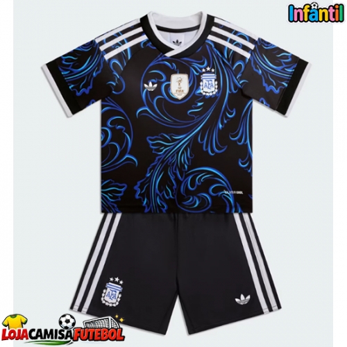 Camisa de Futebol Argentina Equipamento Secundário Infantil Mundo 2026 Manga Curta (+ Calças curtas)